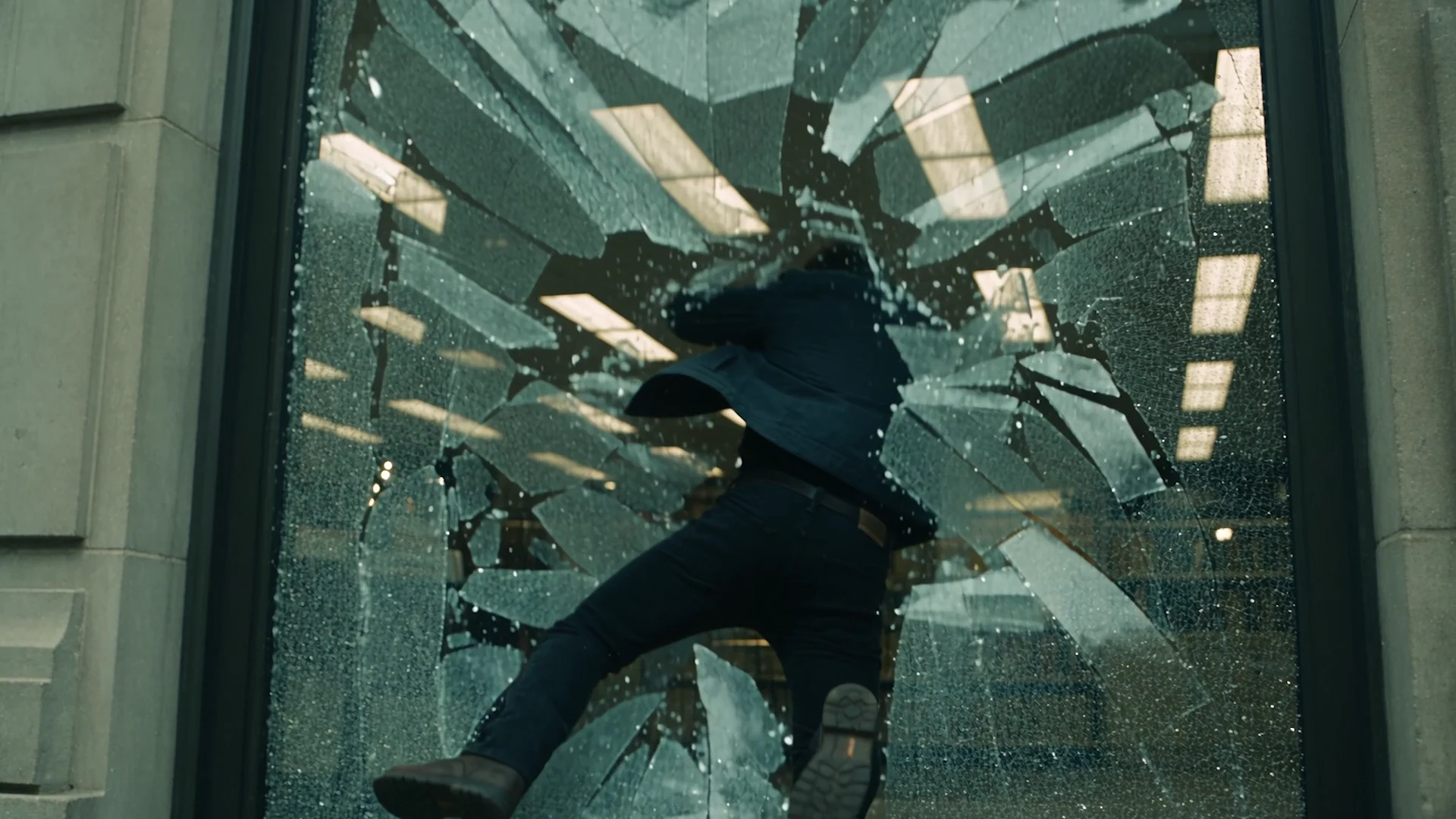 Кадр из ролика «VFX»